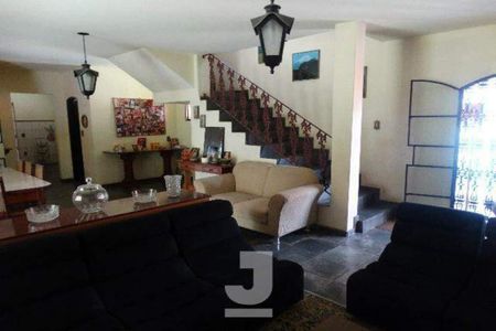 Casa para alugar com 3 quartos, 380m² em Conjunto Habitacional Vila Santana (Sousas), Campinas