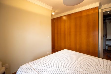 Apartamento à venda com 220m², 3 quartos e 4 vagasSuíte 1