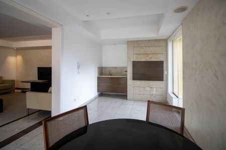 Apartamento à venda com 220m², 3 quartos e 4 vagasÁrea comum - Churrasqueira