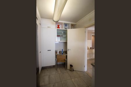 Apartamento à venda com 220m², 3 quartos e 4 vagasCozinha 