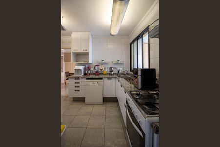 Apartamento à venda com 220m², 3 quartos e 4 vagasCozinha 