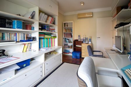 Apartamento à venda com 220m², 3 quartos e 4 vagasSuíte 3