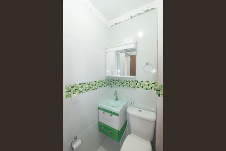 Casa de condomínio para alugar com 64m², 2 quartos e 1 vagaBanheiro