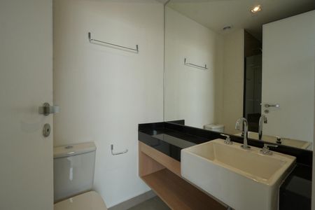 Banheiro de kitnet/studio para alugar com 1 quarto, 18m² em Vila Mariana, São Paulo