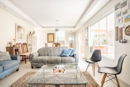 Casa para alugar com 3 quartos, 230m² em Sambaqui, Florianópolis