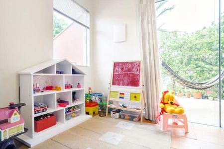 Casa para alugar com 3 quartos, 230m² em Sambaqui, Florianópolis