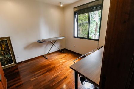 Apartamento à venda com 375m², 4 quartos e 3 vagasQuarto 1