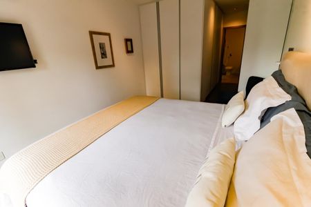 Apartamento à venda com 375m², 4 quartos e 3 vagasSuíte 2 - armários