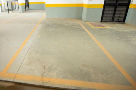 Garagem de apartamento à venda com 1 quarto, 45m² em Taquaral, Campinas