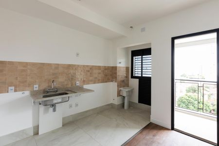 Cozinha de apartamento à venda com 1 quarto, 45m² em Taquaral, Campinas