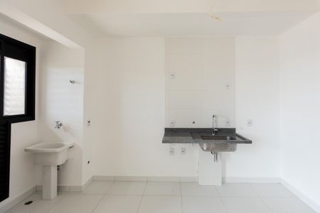 Cozinha de apartamento à venda com 1 quarto, 45m² em Taquaral, Campinas