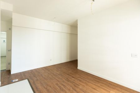 Sala de apartamento à venda com 1 quarto, 45m² em Taquaral, Campinas