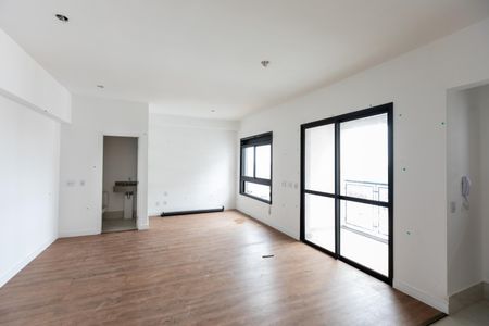 Apartamento à venda com 1 quarto, 45m² em Taquaral, Campinas