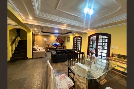 Sala de casa à venda com 5 quartos, 287m² em Nova Petrópolis, São Bernardo do Campo