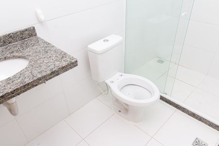 Apartamento para alugar com 80m², 2 quartos e 1 vaga Apartamento para alugar com 80m², 2 quartos e 1 vagaBanheiro 2