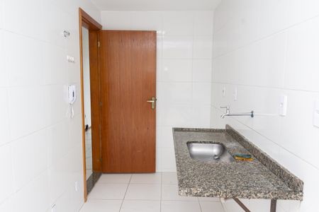 Apartamento para alugar com 80m², 2 quartos e 1 vaga Apartamento para alugar com 80m², 2 quartos e 1 vagaCozinha