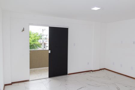 Apartamento para alugar com 80m², 2 quartos e 1 vaga Apartamento para alugar com 80m², 2 quartos e 1 vagaSala