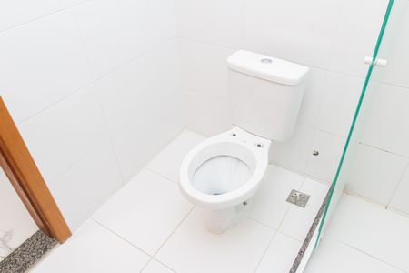 Apartamento para alugar com 80m², 2 quartos e 1 vaga Apartamento para alugar com 80m², 2 quartos e 1 vagaBanheiro da Suíte