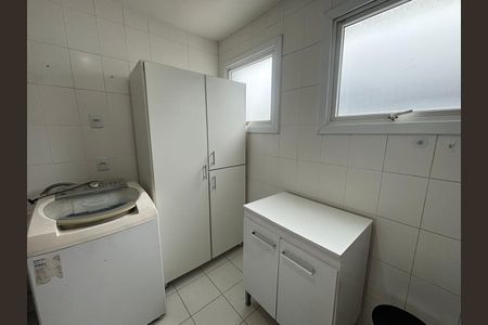 Apartamento para alugar com 64m², 2 quartos e 1 vaga