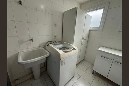 Apartamento para alugar com 64m², 2 quartos e 1 vaga