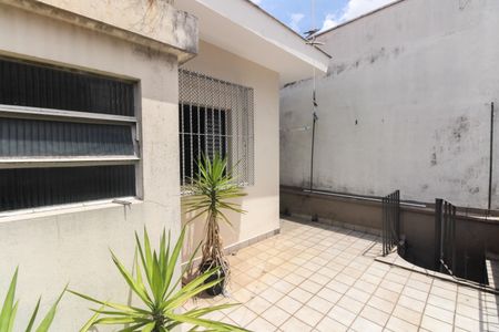 Casa à venda com 150m², 3 quartos e 2 vagas Casa à venda com 150m², 3 quartos e 2 vagasTerraço - Varanda