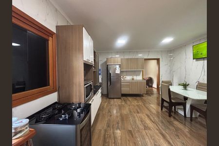 Casa à venda com 200m², 3 quartos e 3 vagas