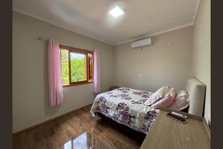 Casa à venda com 200m², 3 quartos e 3 vagas