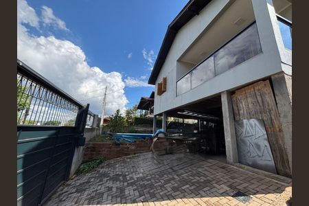 Casa à venda com 200m², 3 quartos e 3 vagas