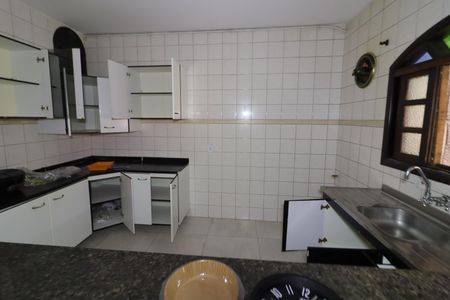Casa à venda com 70m², 2 quartos e sem vagaSala/Cozinha