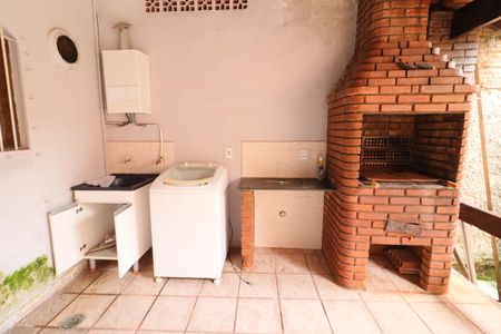 Casa à venda com 70m², 2 quartos e sem vagaÁrea de Serviço