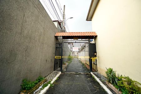 Casa para alugar com 160m², 3 quartos e 3 vagasEntrada da vila