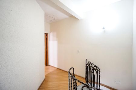 Casa para alugar com 160m², 3 quartos e 3 vagasHall da escada