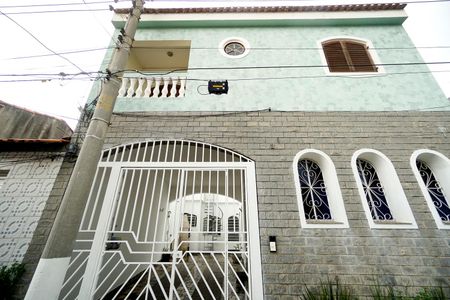 Casa para alugar com 160m², 3 quartos e 3 vagasFachada