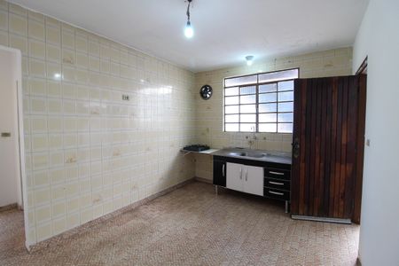 Casa para alugar com 150m², 2 quartos e 2 vagas Casa para alugar com 150m², 2 quartos e 2 vagasCozinha