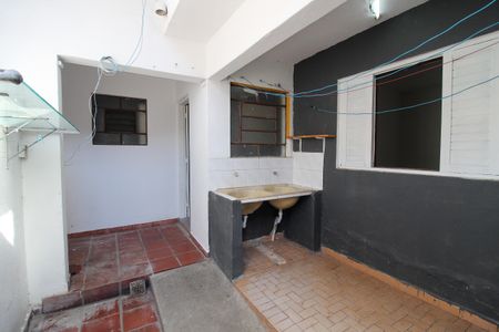 Casa para alugar com 150m², 2 quartos e 2 vagas Casa para alugar com 150m², 2 quartos e 2 vagasÁrea de Serviço