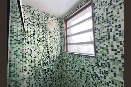 Apartamento para alugar com 77m², 2 quartos e 1 vagaBanheiro