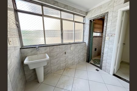 Apartamento para alugar com 77m², 2 quartos e 1 vagaÁrea de Serviço