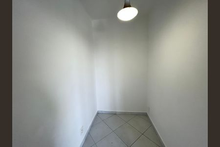 Apartamento para alugar com 77m², 2 quartos e 1 vagaQuarto de Serviço