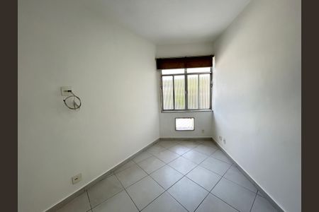 Apartamento para alugar com 77m², 2 quartos e 1 vagaQuarto 2