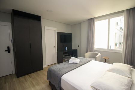 Studio de kitnet/studio para alugar com 1 quarto, 23m² em Centro Histórico, Porto Alegre