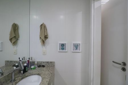 Apartamento para alugar com 130m², 3 quartos e 2 vagas Apartamento para alugar com 130m², 3 quartos e 2 vagasBanheiro Suíte 3