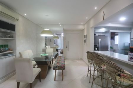 Apartamento para alugar com 130m², 3 quartos e 2 vagas Apartamento para alugar com 130m², 3 quartos e 2 vagasSuíte