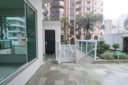 Apartamento para alugar com 130m², 3 quartos e 2 vagas Apartamento para alugar com 130m², 3 quartos e 2 vagasFachada