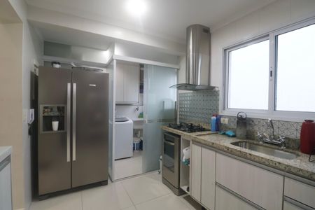 Apartamento para alugar com 130m², 3 quartos e 2 vagas Apartamento para alugar com 130m², 3 quartos e 2 vagasCozinha