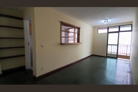 Sala de apartamento para alugar com 2 quartos, 61m² em Recreio dos Bandeirantes, Rio de Janeiro
