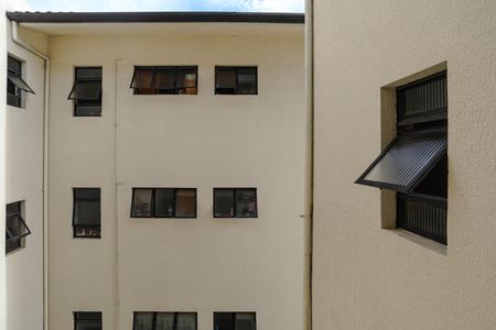 Apartamento para alugar com 69m², 2 quartos e 1 vagaVista - Sala