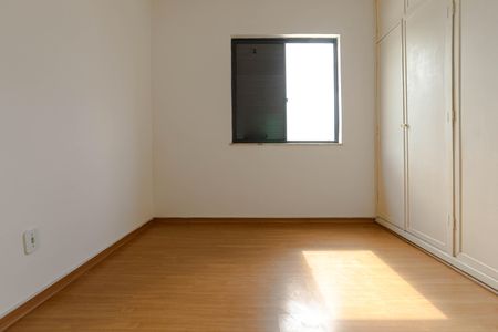 Apartamento para alugar com 69m², 2 quartos e 1 vagaQuarto 2