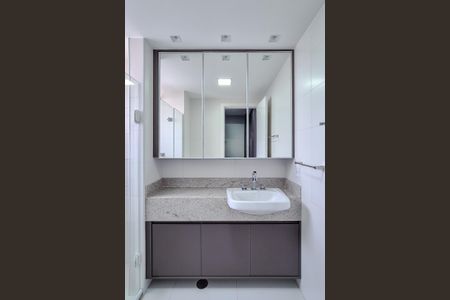 Apartamento para alugar com 133m², 3 quartos e 3 vagas Apartamento para alugar com 133m², 3 quartos e 3 vagasBanheiro da Suíte