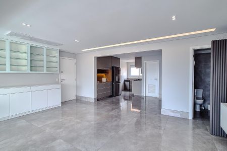 Apartamento para alugar com 133m², 3 quartos e 3 vagas Apartamento para alugar com 133m², 3 quartos e 3 vagasSala