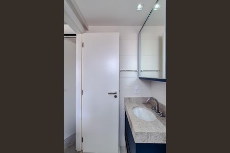 Apartamento para alugar com 133m², 3 quartos e 3 vagas Apartamento para alugar com 133m², 3 quartos e 3 vagasBanheiro da Suíte 2